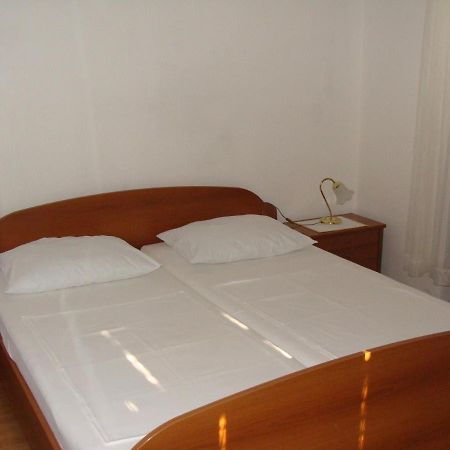 Apartmani Svetina Vodice Exteriör bild
